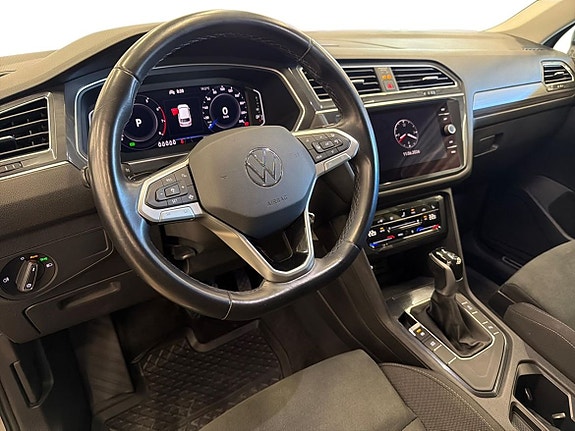Volkswagen Tiguan Allspace 10 of 23
