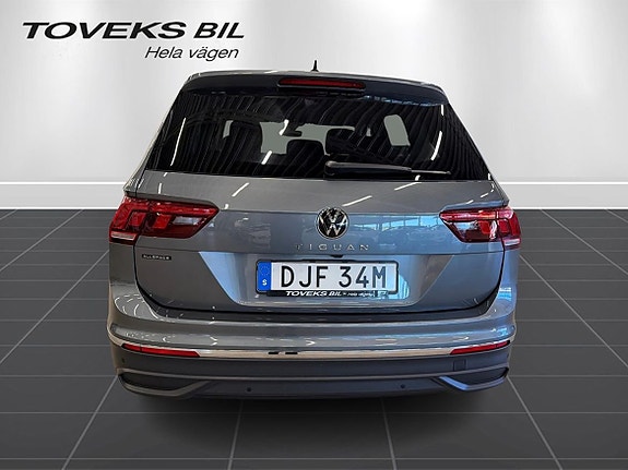 Volkswagen Tiguan Allspace 4 of 23