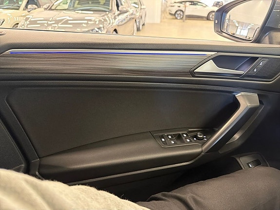Volkswagen Tiguan Allspace 18 of 23