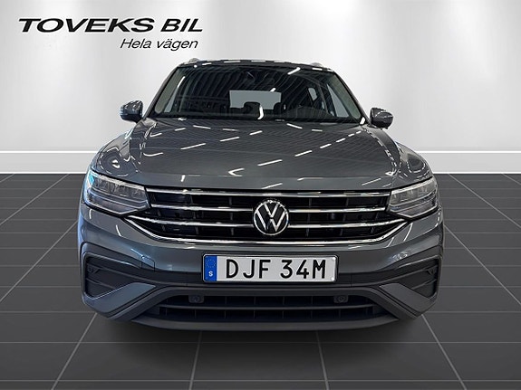 Volkswagen Tiguan Allspace 8 of 23