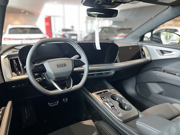 Audi Audi 12 of 18