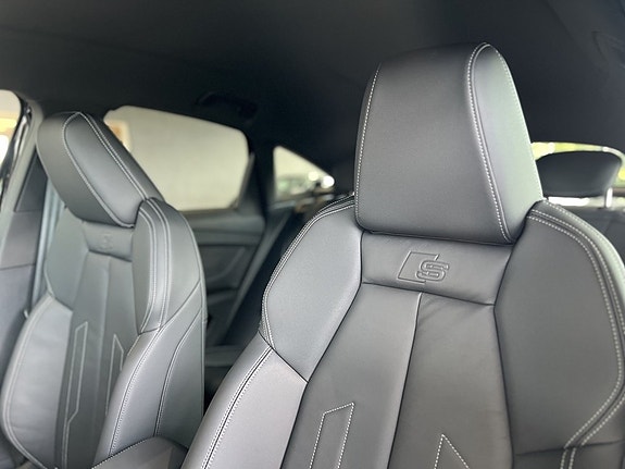 Audi Audi 15 of 18