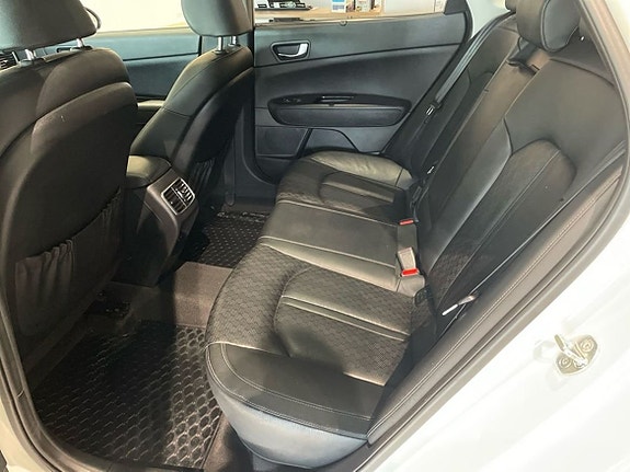 Kia Optima 18 of 21