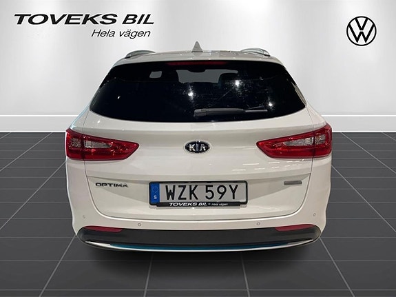 Kia Optima 4 of 21