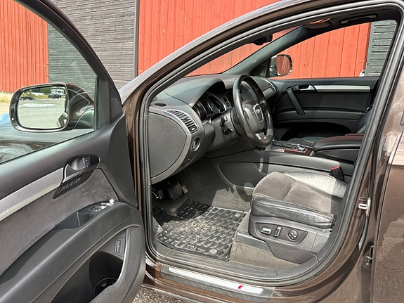 Audi Q7 13 of 19