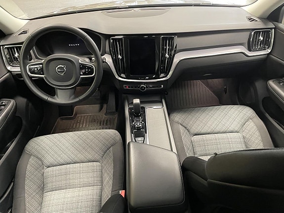 Volvo V60 Cross Country 13 of 20