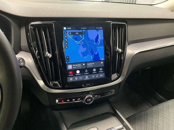 Volvo V60 Cross Country 16 of 20