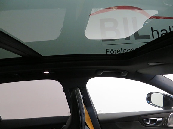Volvo XC60 9 of 11