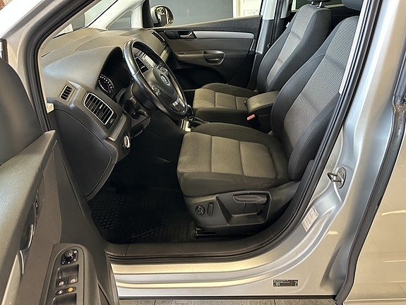 Volkswagen Sharan 17 of 22