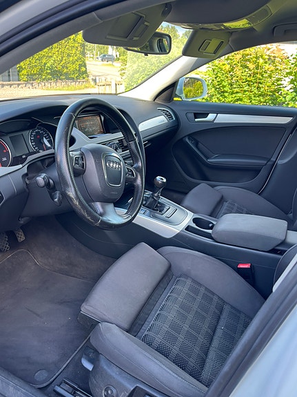 Audi A4 5 of 6