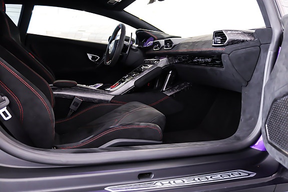 Lamborghini Huracan 13 of 23