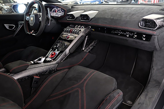Lamborghini Huracan 14 of 23