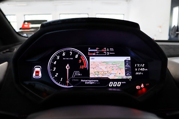 Lamborghini Huracan 12 of 23