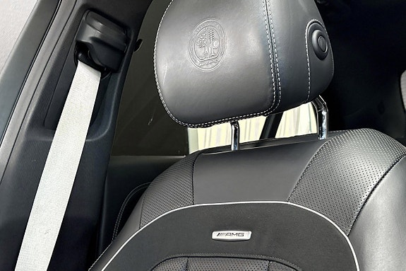 Mercedes-Benz E63 20 of 21