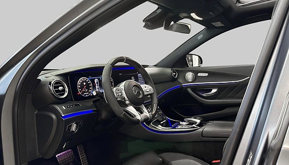Mercedes-Benz E63 7 of 21