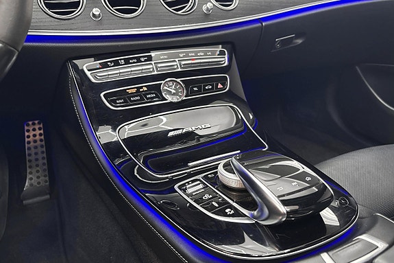 Mercedes-Benz E63 14 of 21