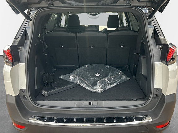 Peugeot 5008 7 of 15