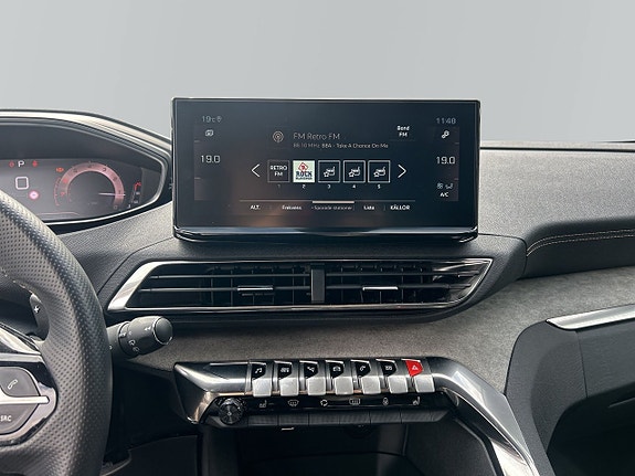 Peugeot 5008 11 of 15