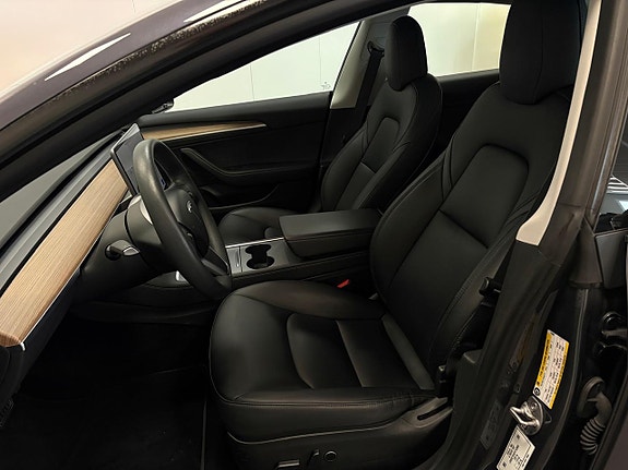 Tesla Model 3 12 of 15