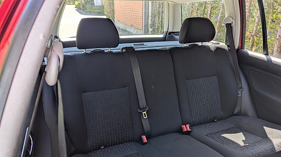 Volkswagen Golf IV 8 of 13