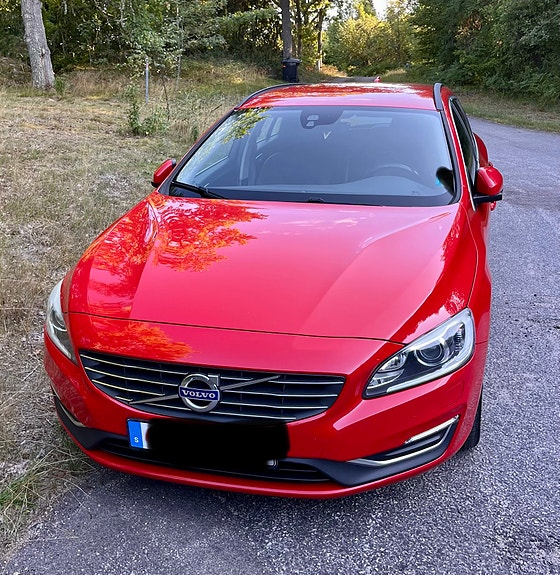 Volvo V60 3 of 3