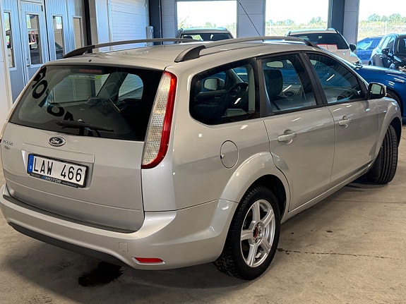 Ford Focus 5 of 10