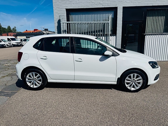 Volkswagen Polo 10 of 25