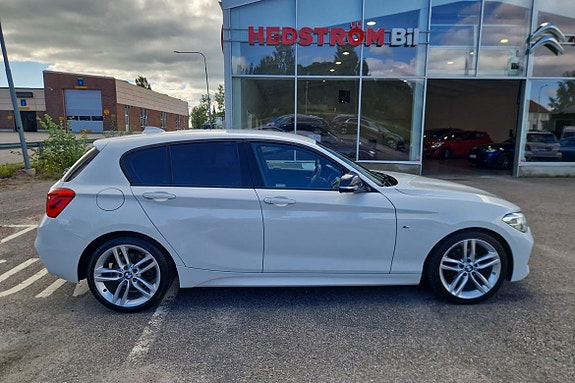 BMW 118i 11 of 14