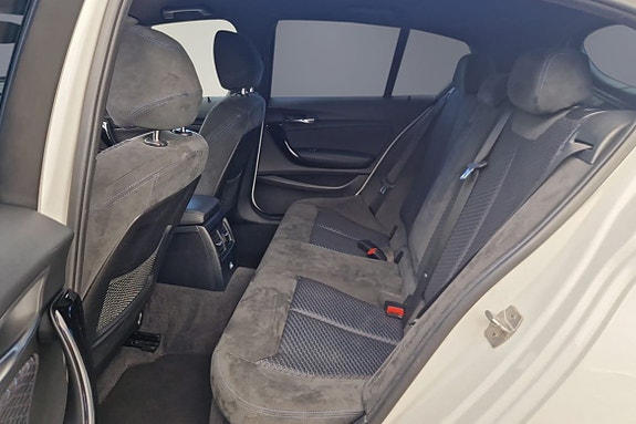 BMW 118i 5 of 14
