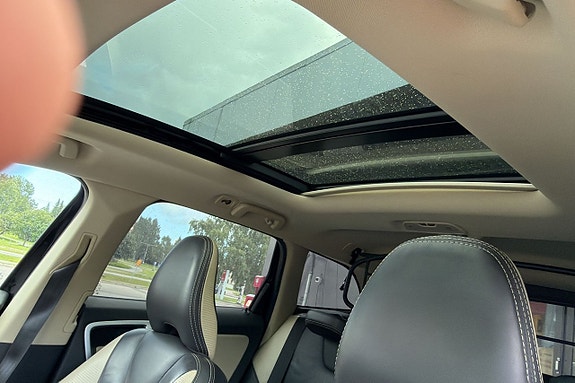 Volvo XC60 17 of 18