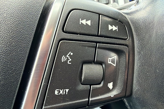Volvo XC60 15 of 18