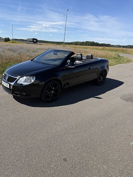 Volkswagen Eos 3 of 6