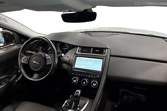 Jaguar E-PACE 15 of 26
