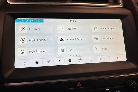 Jaguar E-PACE 24 of 26