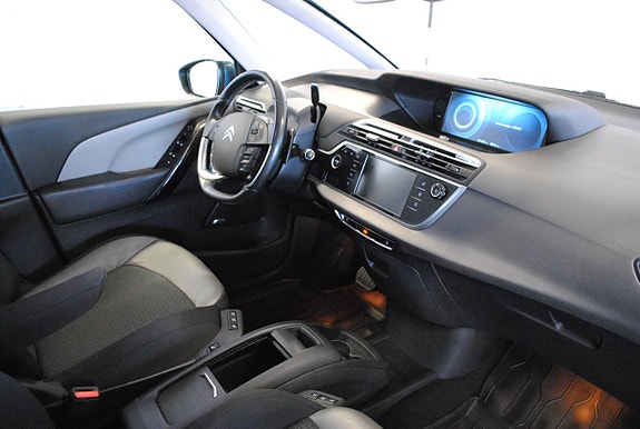 Citroen Grand C4 Picasso 5 of 9