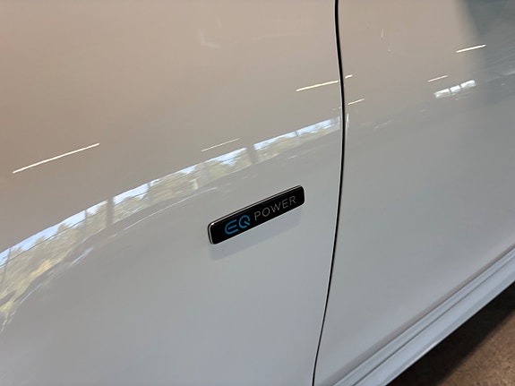 Mercedes-Benz CLA250 e 24 of 25