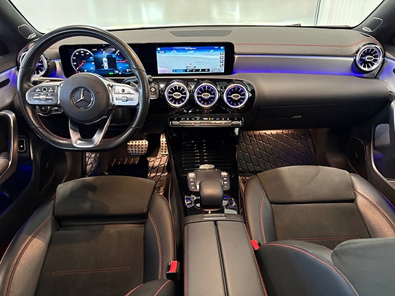 Mercedes-Benz CLA250 e 12 of 25