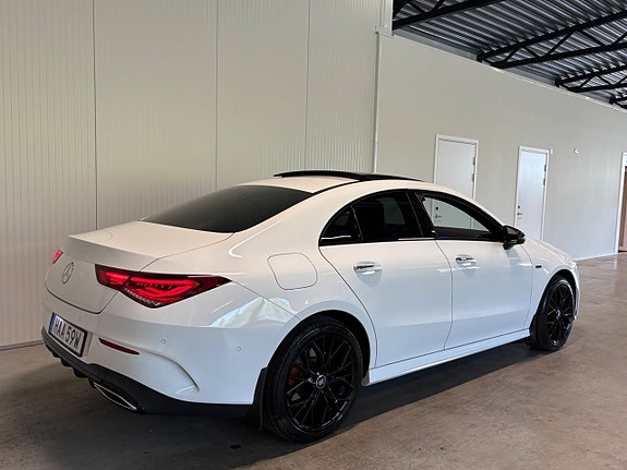 Mercedes-Benz CLA250 e 4 of 25
