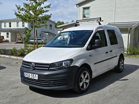 Volkswagen Caddy 2 of 10