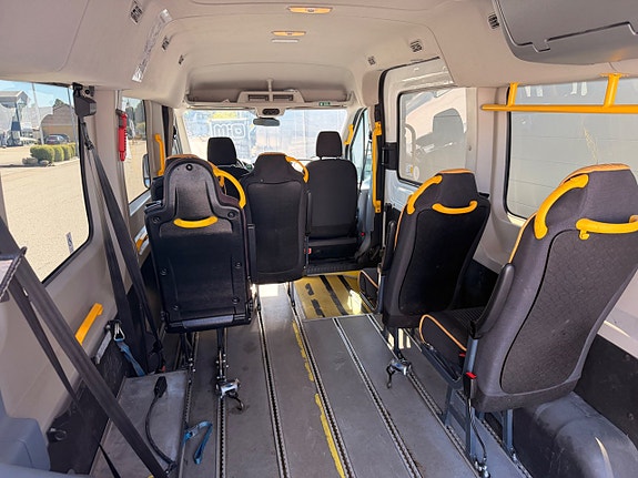 Ford Transit 15 of 28
