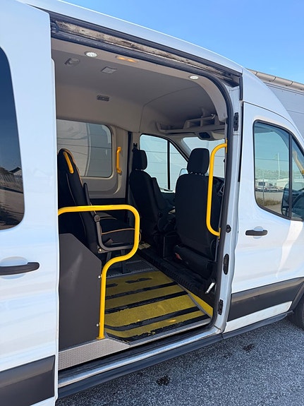 Ford Transit 17 of 28