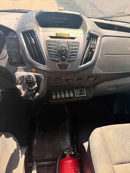 Ford Transit 27 of 28