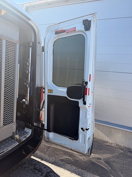 Ford Transit 11 of 28
