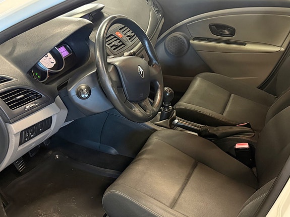 Renault Megane 7 of 10