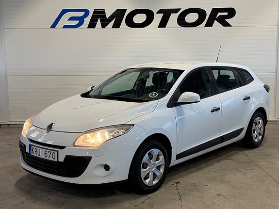 Renault Megane 2 of 10