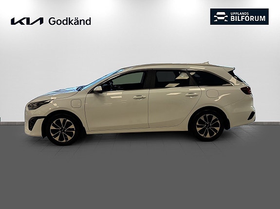 Kia Ceed 4 of 15