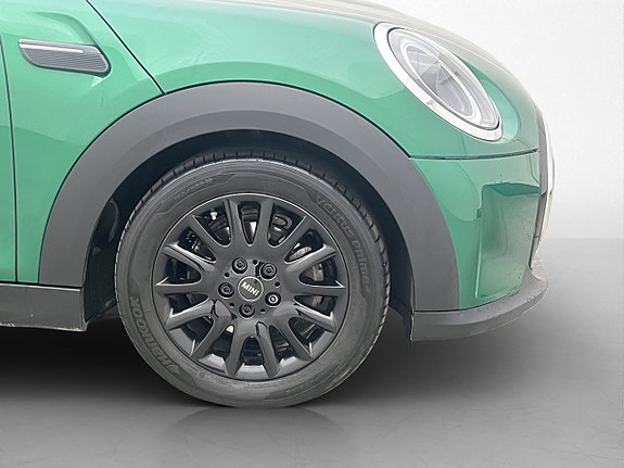 MINI Cooper 29 of 30