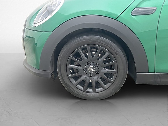 MINI Cooper 26 of 30