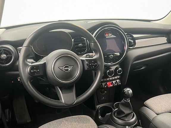 MINI Cooper 11 of 30