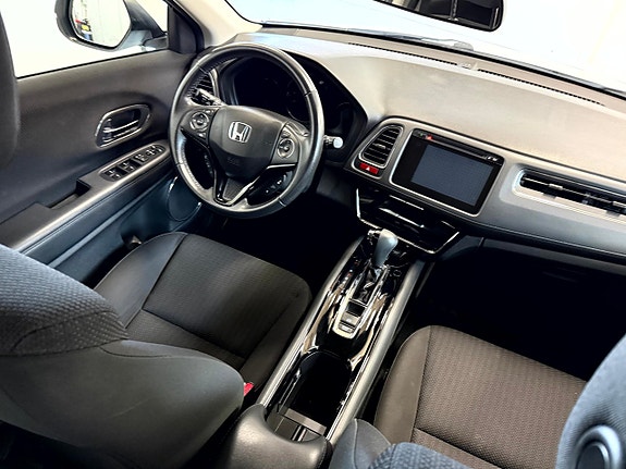 Honda HR-V 9 of 18
